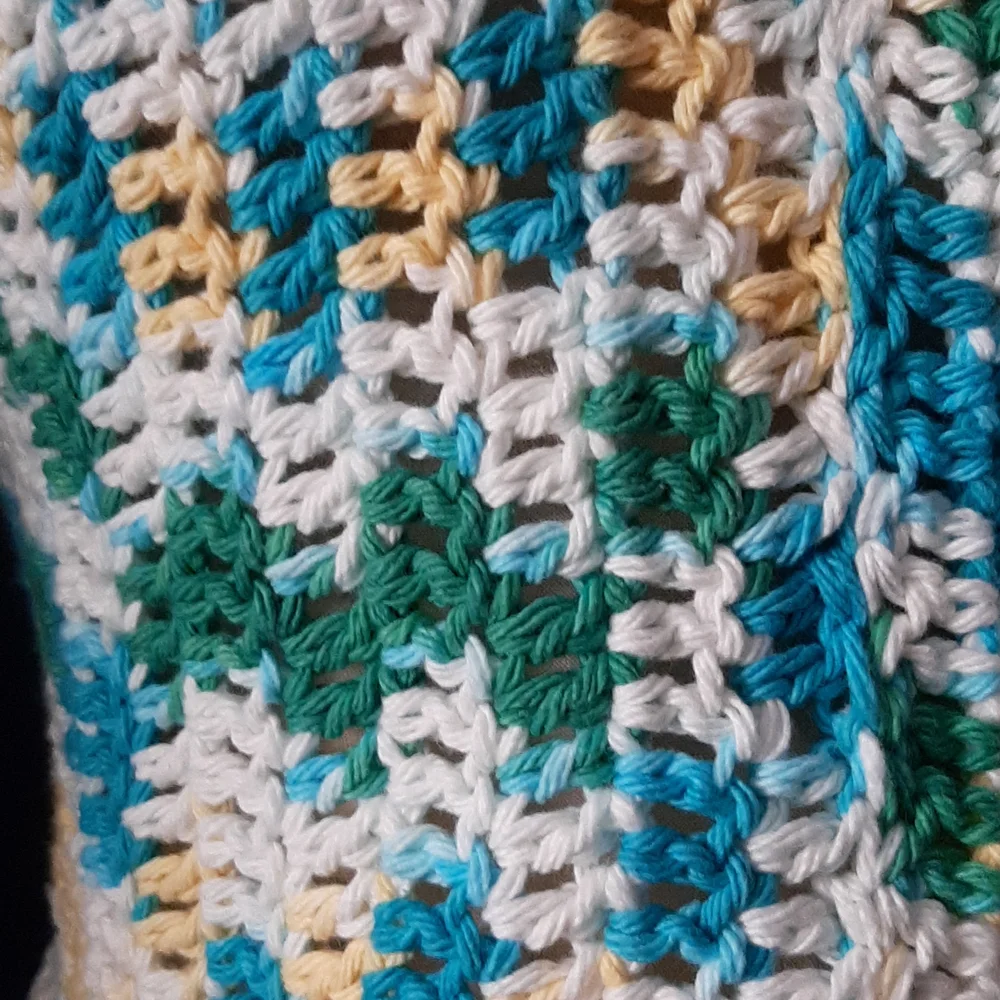 Crochet summer top - Picture 2 of 4